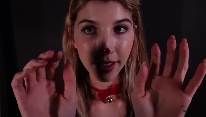 FrivolousFox ASMR - Rudolph’s Stuck in Your Screen