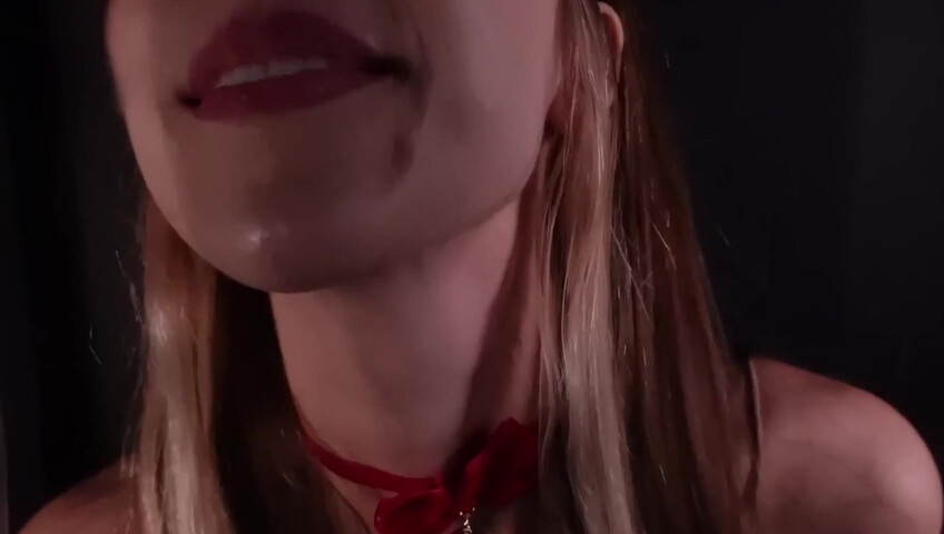 FrivolousFox ASMR - Rudolph’s Stuck in Your Screen