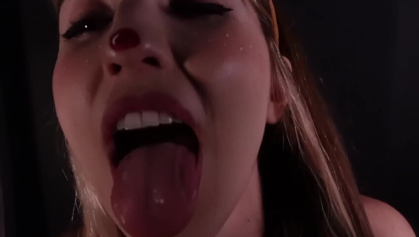 FrivolousFox ASMR - Rudolph’s Stuck in Your Screen