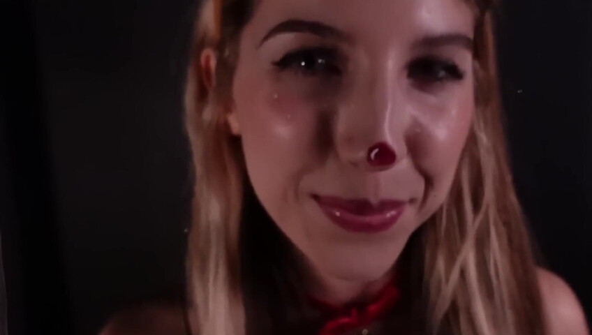 FrivolousFox ASMR - Rudolph’s Stuck in Your Screen