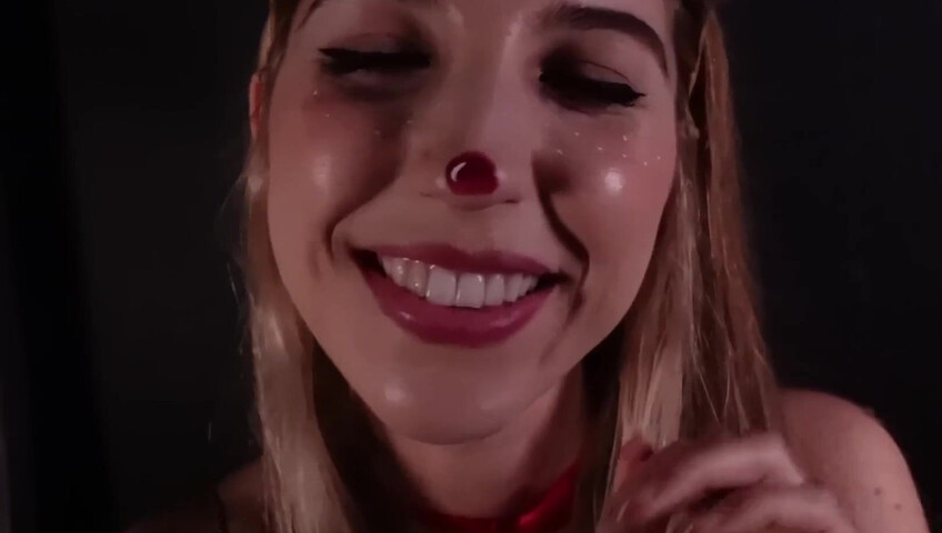 FrivolousFox ASMR - Rudolph’s Stuck in Your Screen