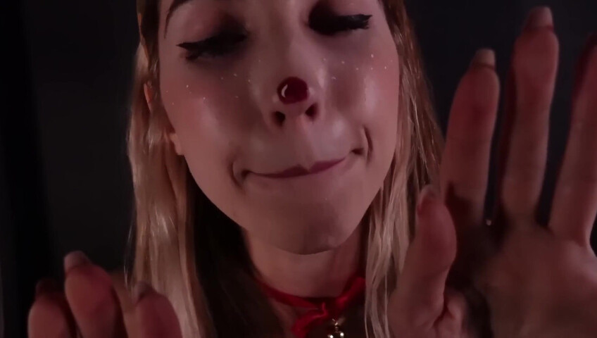 FrivolousFox ASMR - Rudolph’s Stuck in Your Screen