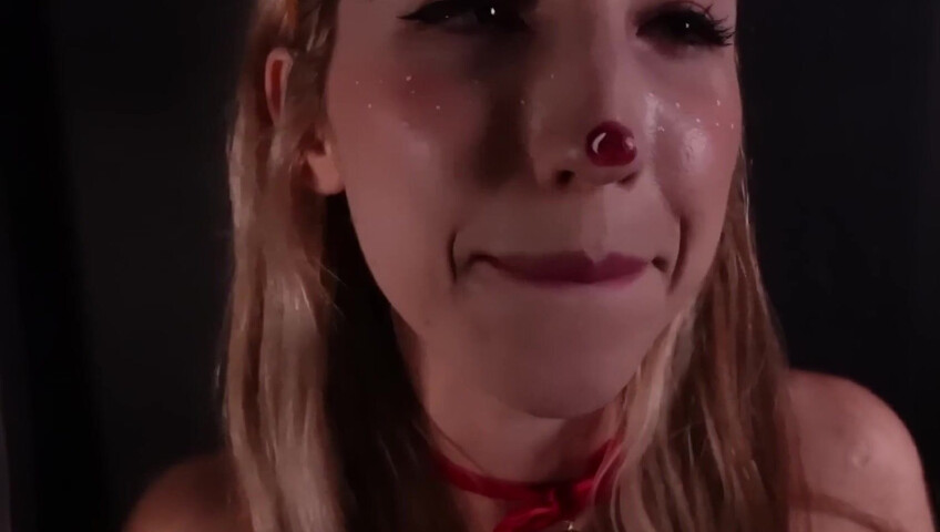 FrivolousFox ASMR - Rudolph’s Stuck in Your Screen