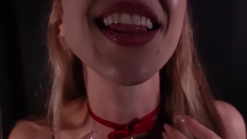 FrivolousFox ASMR - Rudolph’s Stuck in Your Screen