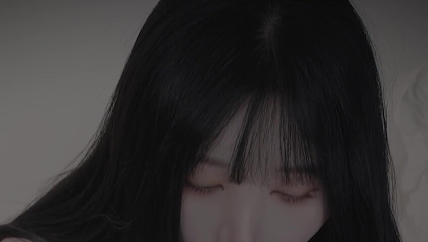 ASMR Yoon Ying - ASMR Roleplay with Reversed Dynamics A Night on a Business Trip