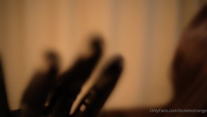 LizzieLestrange ASMR - Latex Glove Sounds