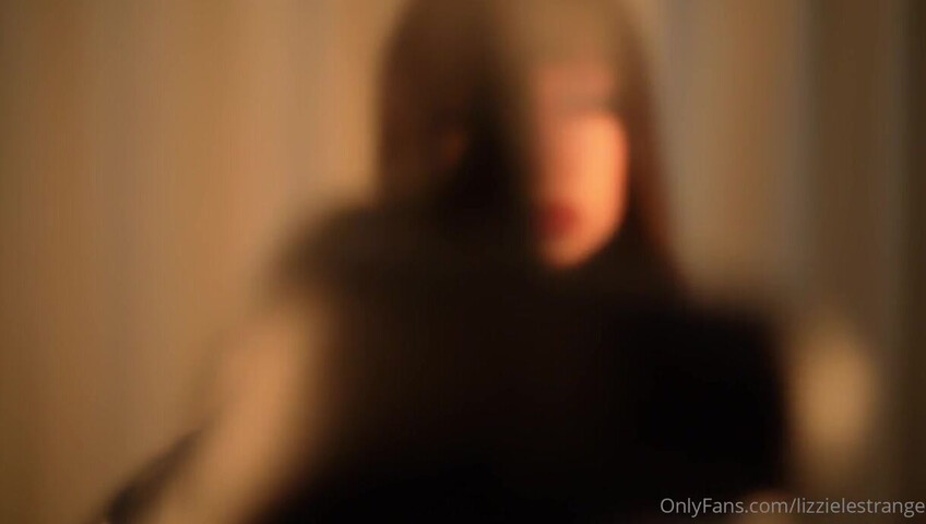 LizzieLestrange ASMR - Latex Glove Sounds