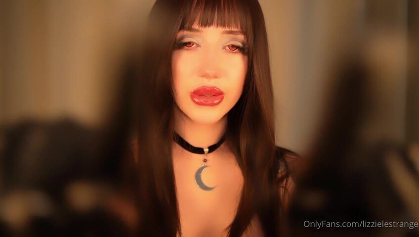 LizzieLestrange ASMR - Latex Glove Sounds