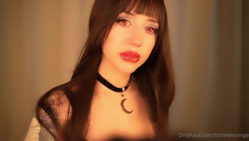 LizzieLestrange ASMR - Latex Glove Sounds