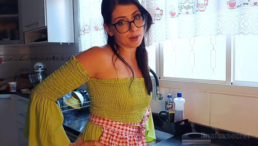 Loreena Fox – Stepmom Takes Your Virginity