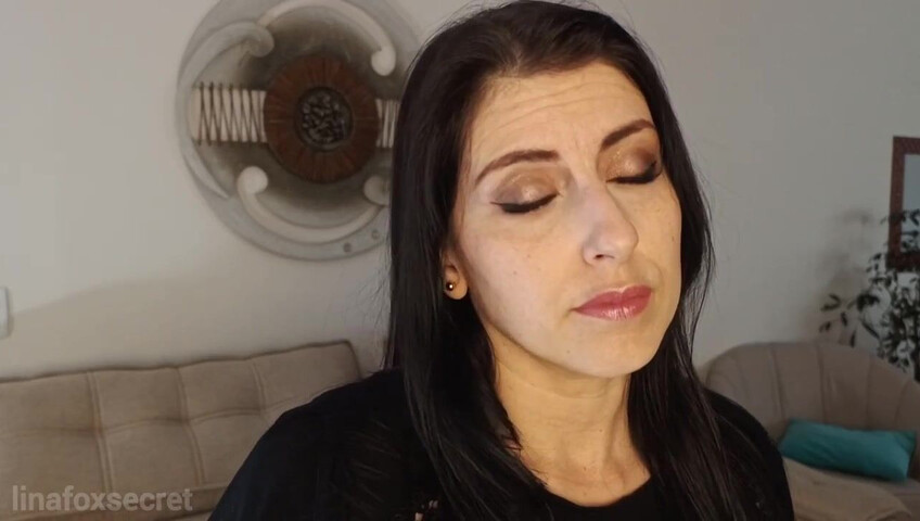 Loreena Fox – StepAuntie Uses You