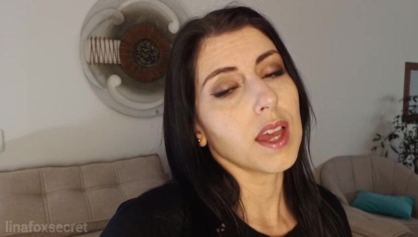 Loreena Fox – StepAuntie Uses You