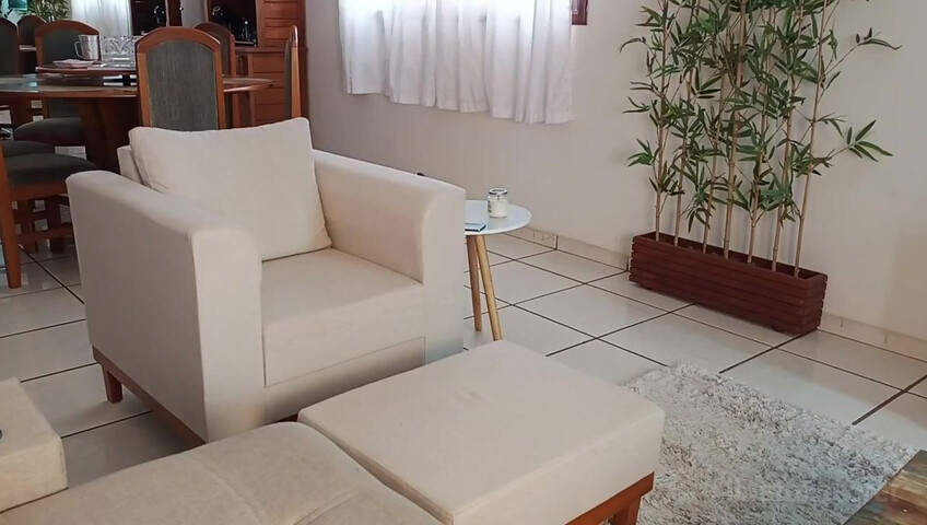 Loreena Fox – Halftime with step-Mommy