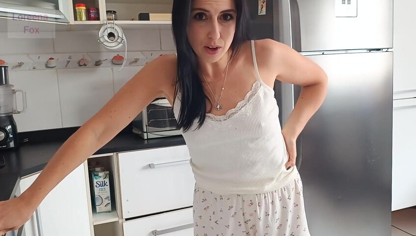 Loreena Fox – Succubus Stepmommy