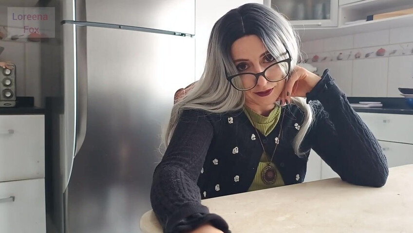 Loreena Fox – Succubus Stepmommy