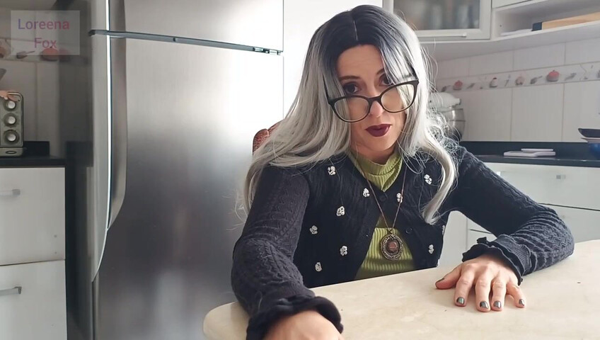 Loreena Fox – Succubus Stepmommy