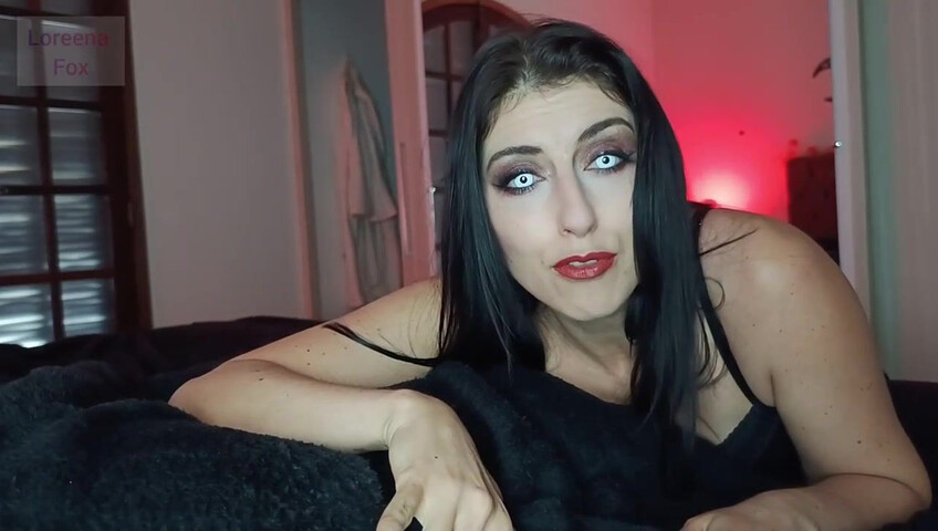 Loreena Fox – Succubus Stepmommy