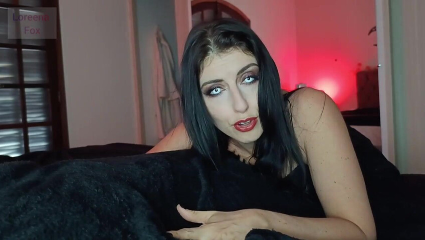 Loreena Fox – Succubus Stepmommy
