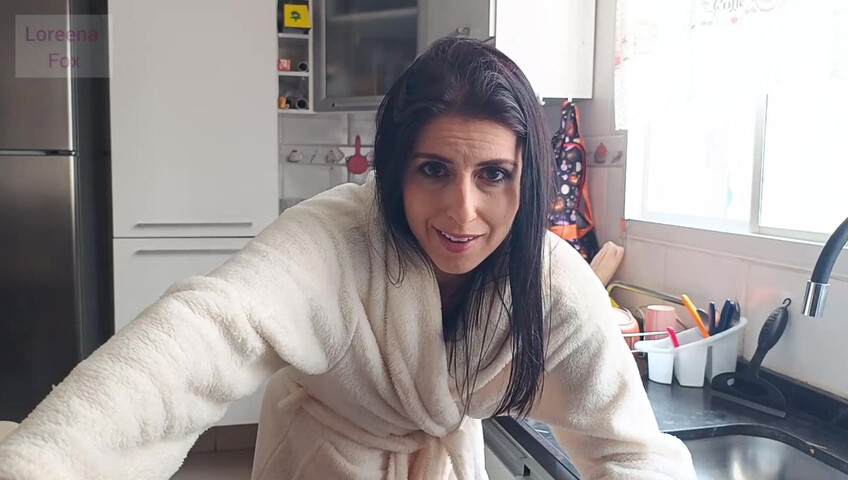 Loreena Fox – Succubus Stepmommy