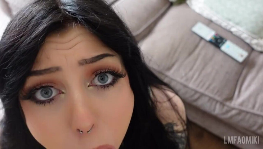 lmfaomiki - Shy step-sister Sucks Big step-brothers Cock