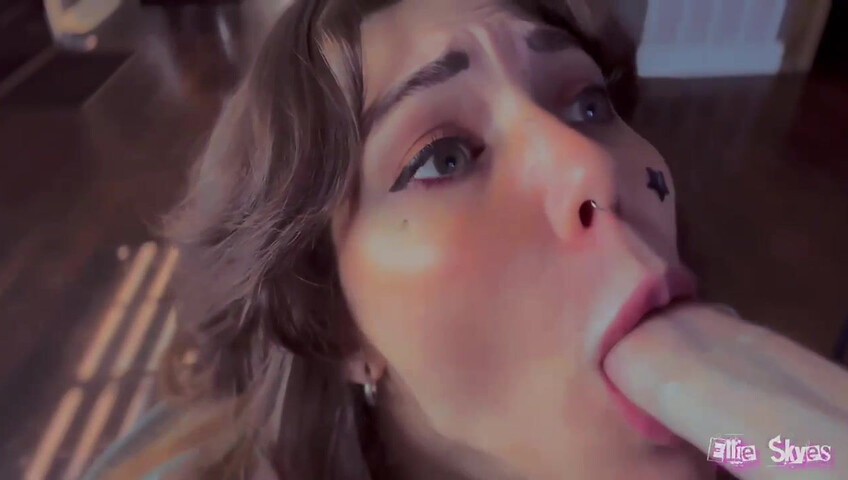 Ellie Skyes – Free Use Step-Sister