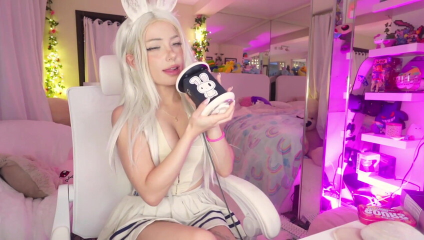 Dollblush - 01 June 2025 - Cheek Kisses & Mouth Sounds