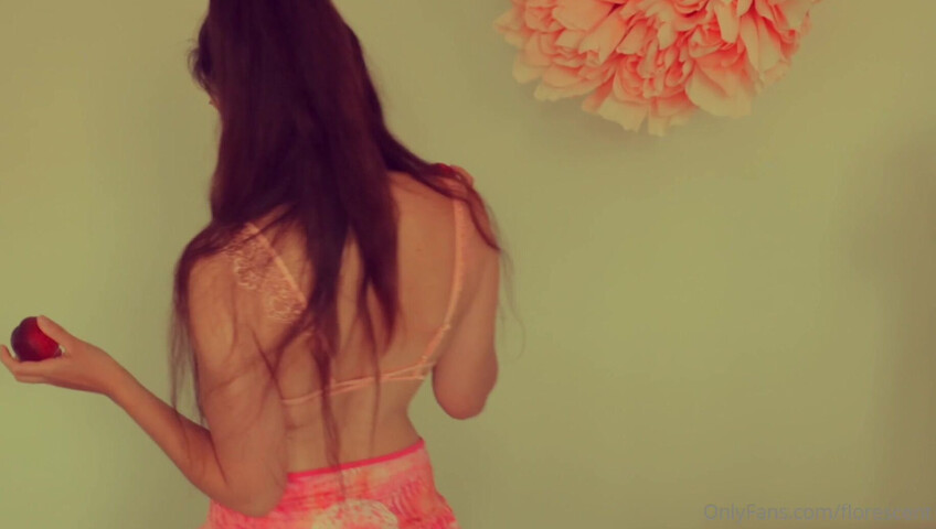 Florescent ASMR - 30 May 2025 - Eat My Peach Daddy - ASMR Sexual and Intimate Pussy Eating