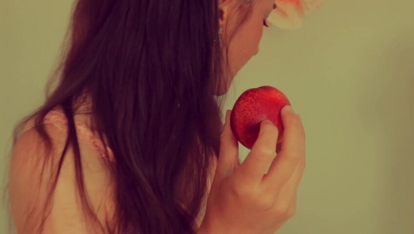 Florescent ASMR - 30 May 2025 - Eat My Peach Daddy - ASMR Sexual and Intimate Pussy Eating