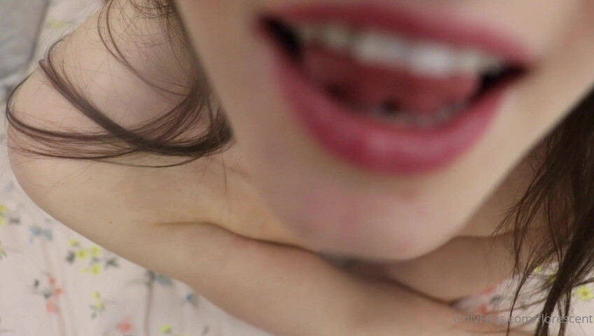 Florescent ASMR - Lens Licking Kissing & Moaning - 21 April 2021