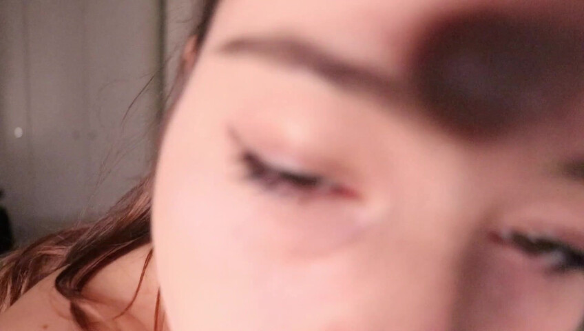 Florescent ASMR - Making out and kissing lf