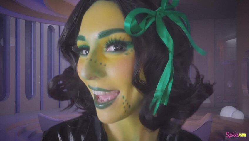 Egilea ASMR - Alien Waifu Kisses