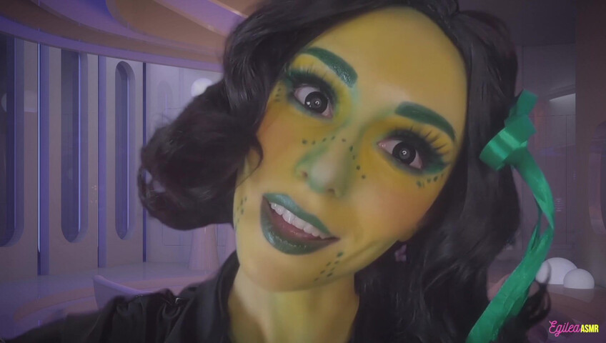 Egilea ASMR - Alien Waifu Kisses