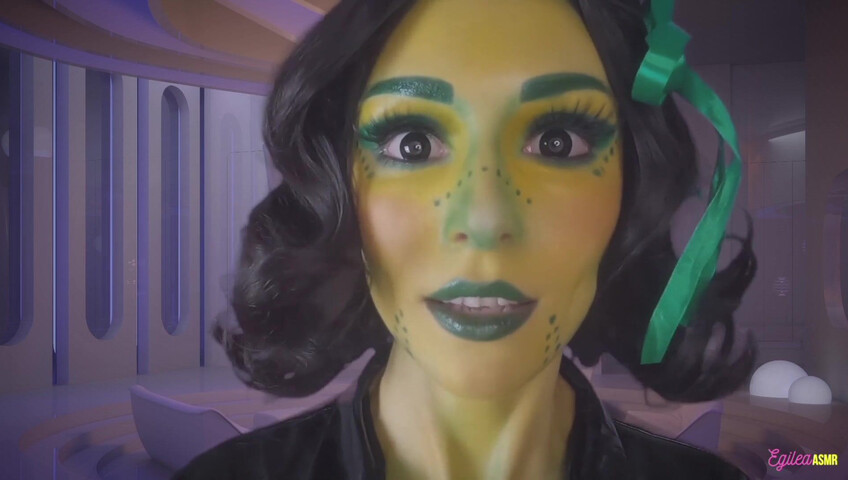 Egilea ASMR - Alien Waifu Kisses