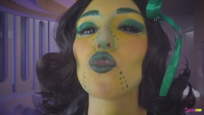 Egilea ASMR - Alien Waifu Kisses