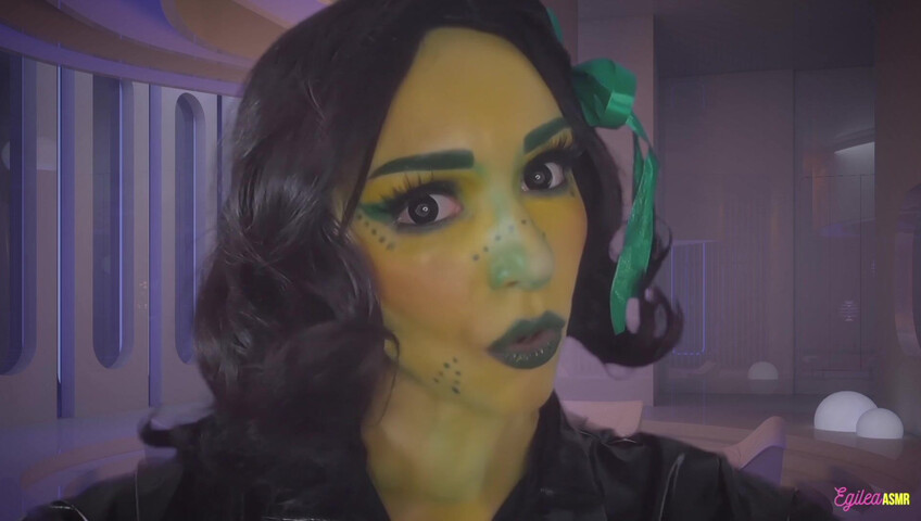 Egilea ASMR - Alien Waifu Kisses