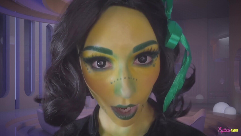 Egilea ASMR - Alien Waifu Kisses