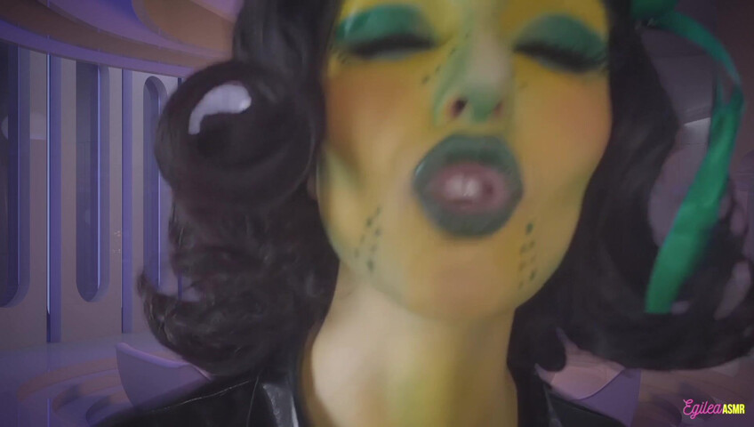 Egilea ASMR - Alien Waifu Kisses