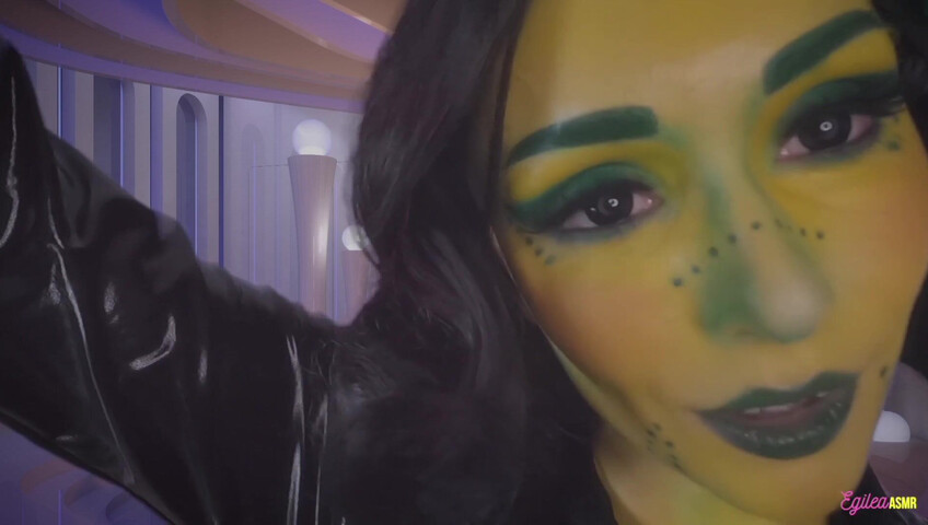 Egilea ASMR - Alien Waifu Kisses