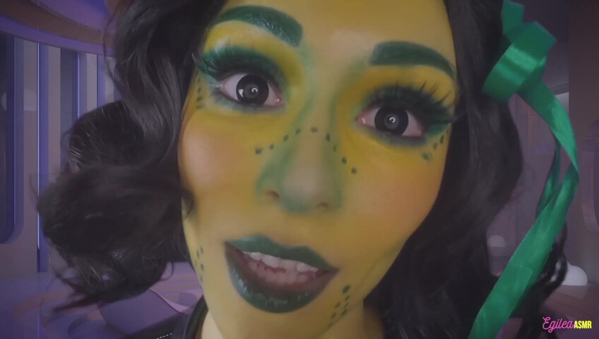 Egilea ASMR - Alien Waifu Kisses