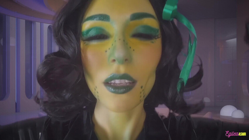 Egilea ASMR - Alien Waifu Kisses