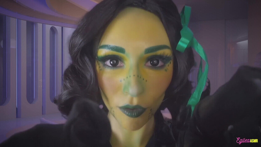 Egilea ASMR - Alien Waifu Kisses