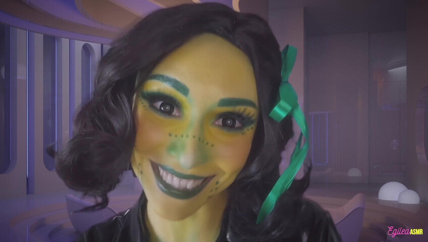 Egilea ASMR - Alien Waifu Kisses