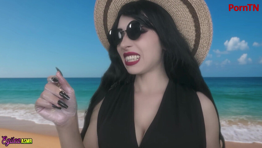 Egilea ASMR - [EXCLUSIVE VIDEO] You Brought Your Vampire Girlfriend to the Beach!