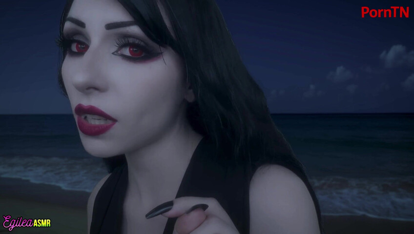 Egilea ASMR - [EXCLUSIVE VIDEO] You Brought Your Vampire Girlfriend to the Beach!