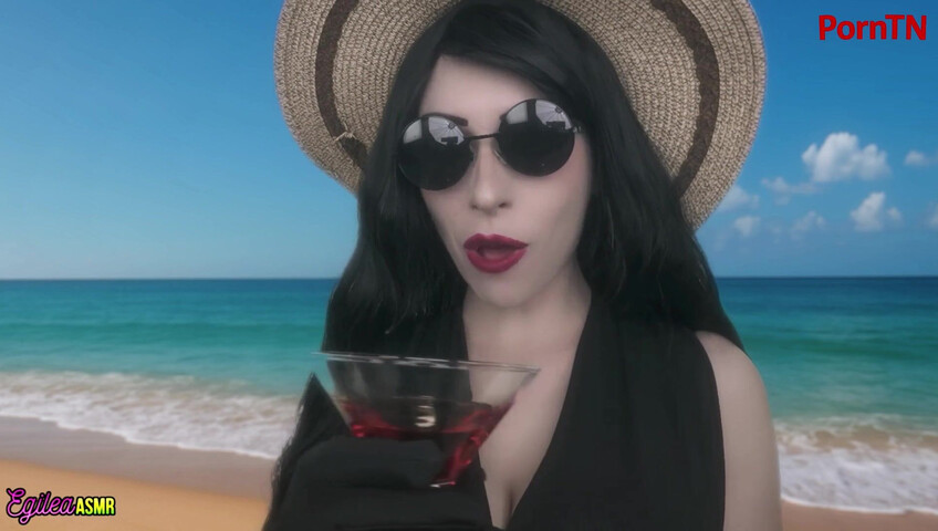 Egilea ASMR - [EXCLUSIVE VIDEO] You Brought Your Vampire Girlfriend to the Beach!