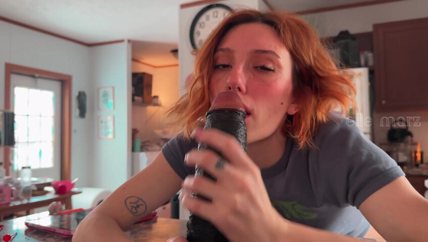 Elle Marz - BBC WORSHIP