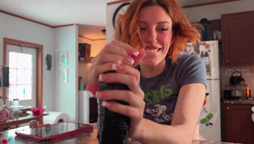 Elle Marz - BBC WORSHIP