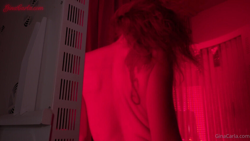 Gina Carla - 23 November 2024 - Red Light Panel ASMR