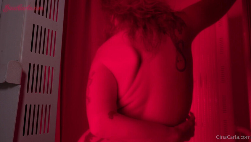 Gina Carla - 23 November 2024 - Red Light Panel ASMR