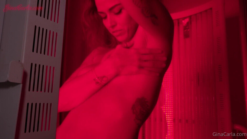 Gina Carla - 23 November 2024 - Red Light Panel ASMR